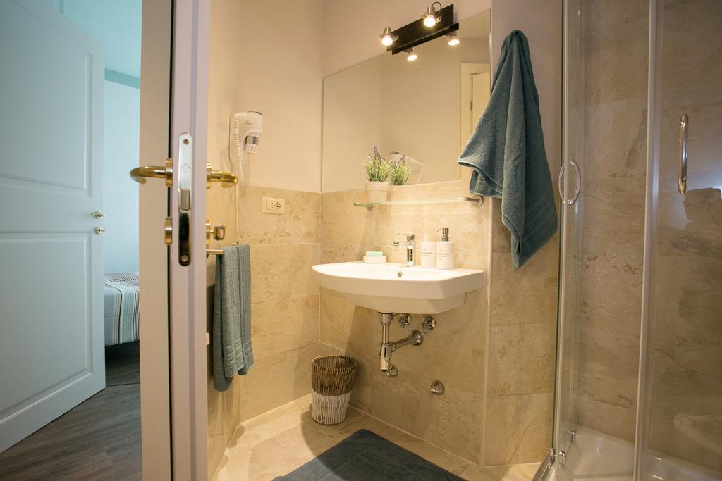 Cola Di Rienzo A E B Apartment Roma Ngoại thất bức ảnh